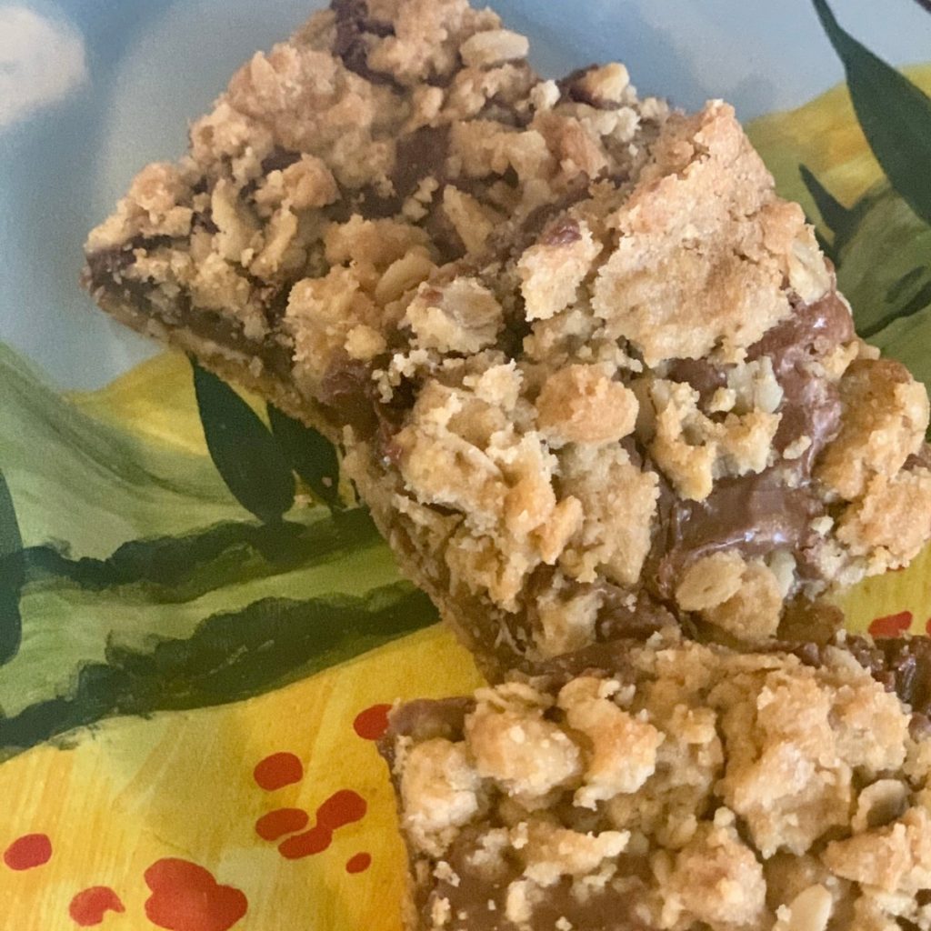 oatmeal fudge bars